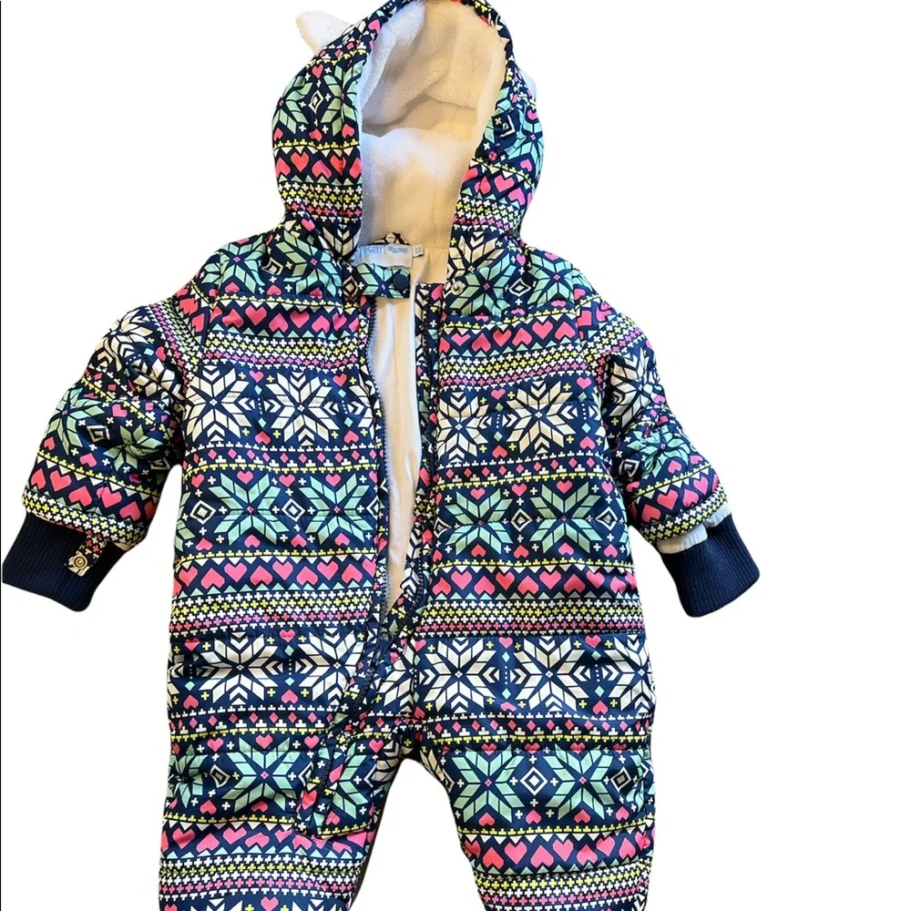 Baby snowsuit‎